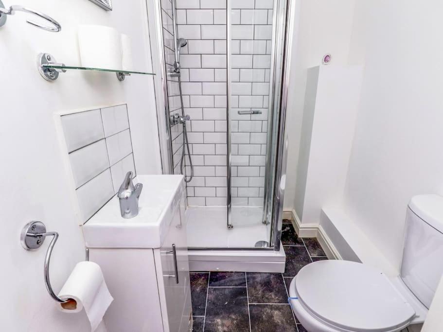 Апартаменты Contractors House Донкастер Экстерьер фото